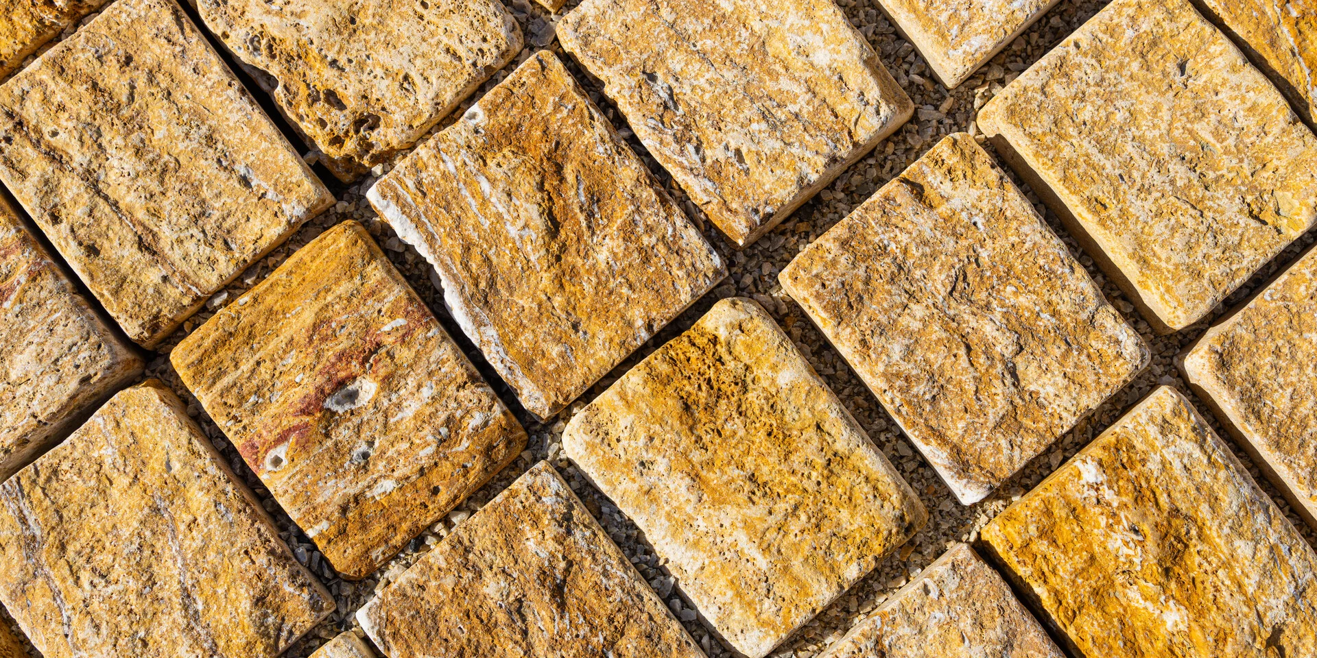 Kamienna elewacja premium- Rock face