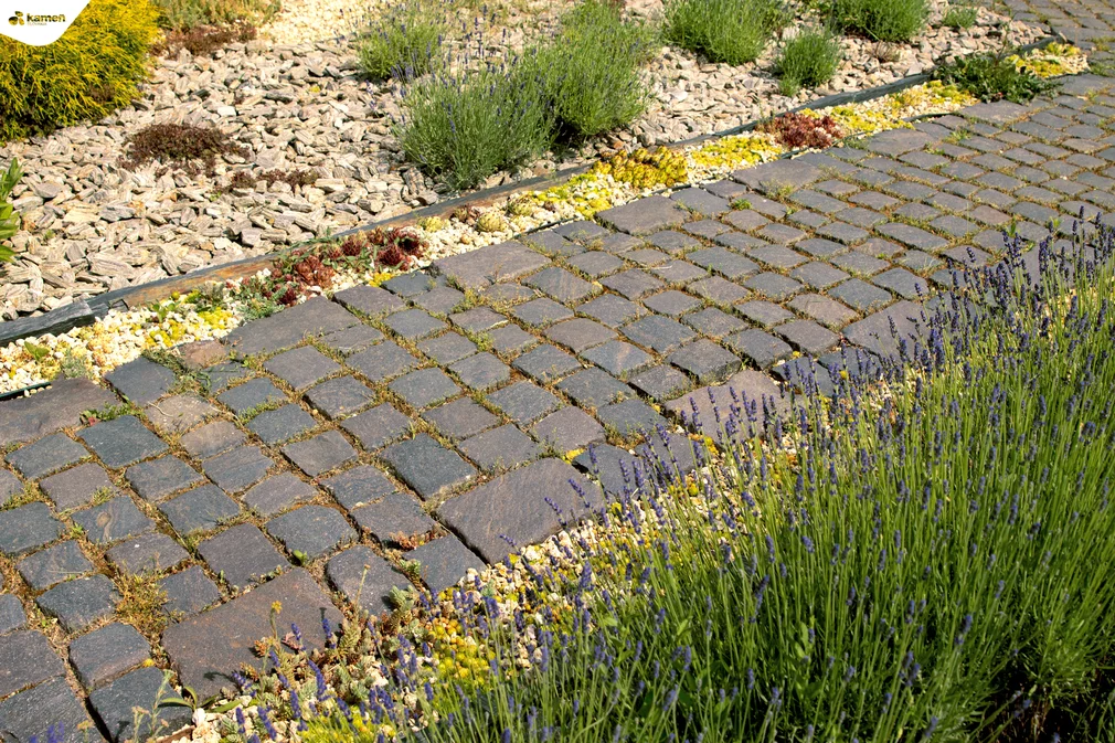 Kostka brukowa z kamienia naturalnego
